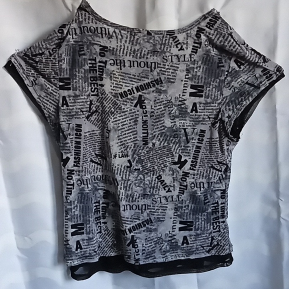 Women's mesh top Forever Famous brand sz Lg - Picture 2 of 3